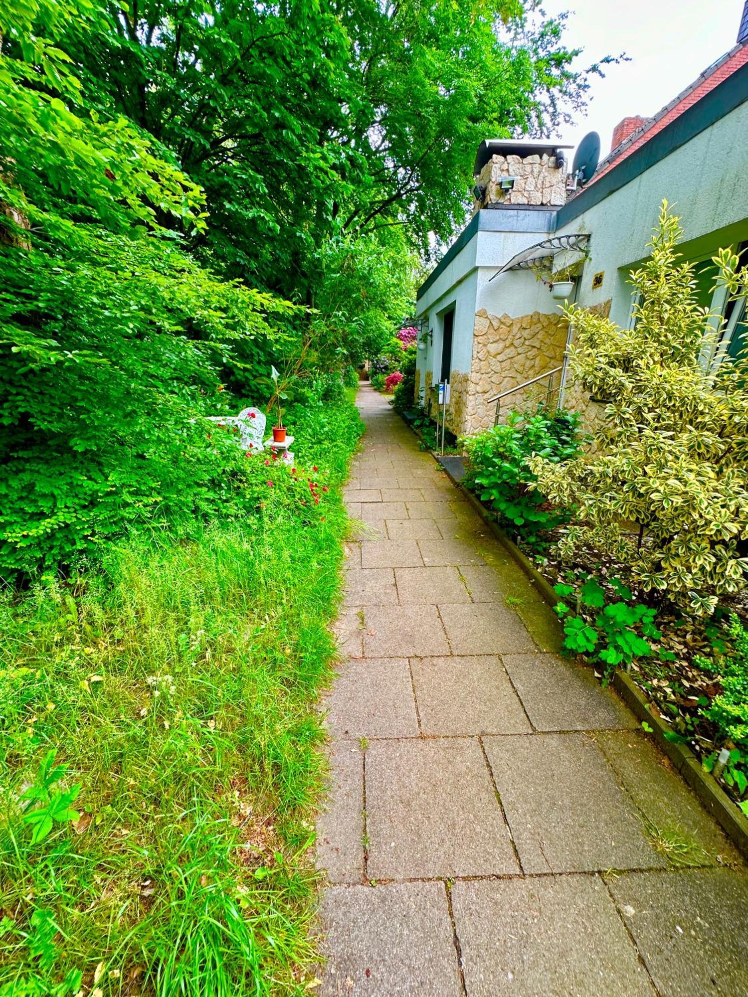 Luxus Wohlfuehloase Hamburg Airport Villa Exterior photo